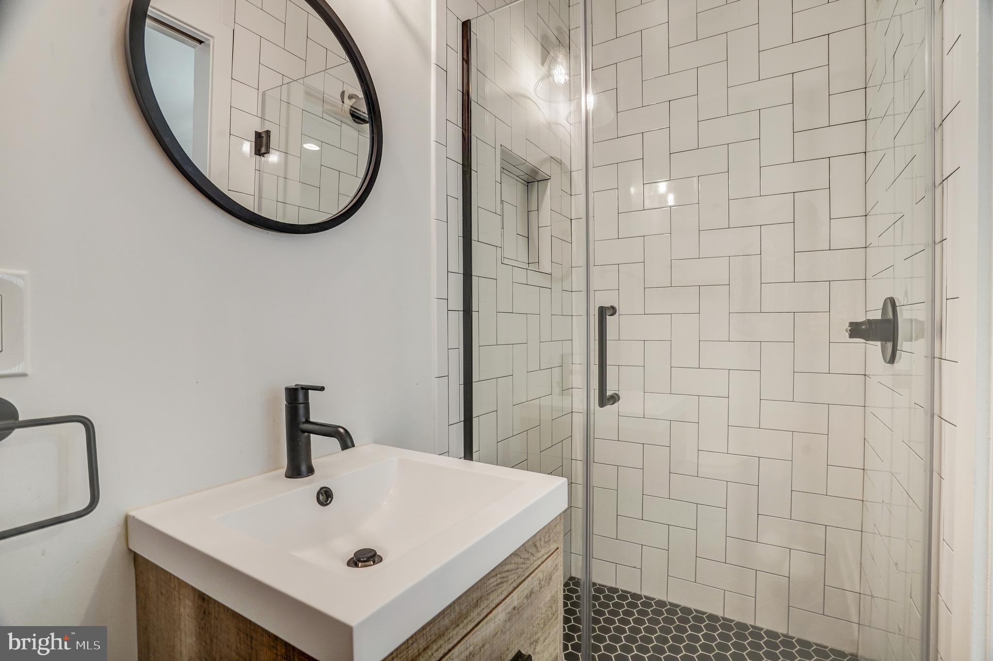 409 I Street Southeast Washington, DC 20003 - Photo 8 of 70