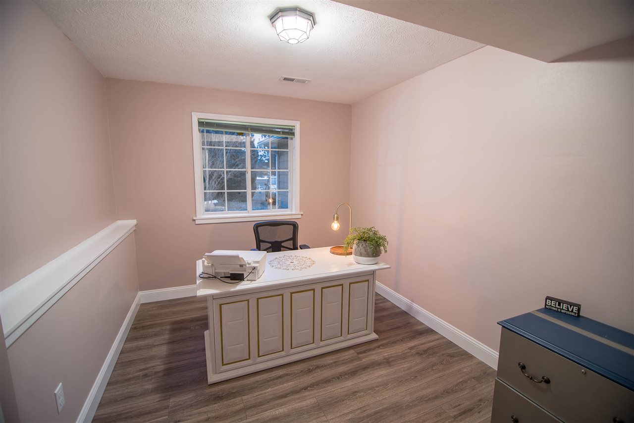19105 North Hatch Road Colbert, WA 99005 - Photo 18 of 20