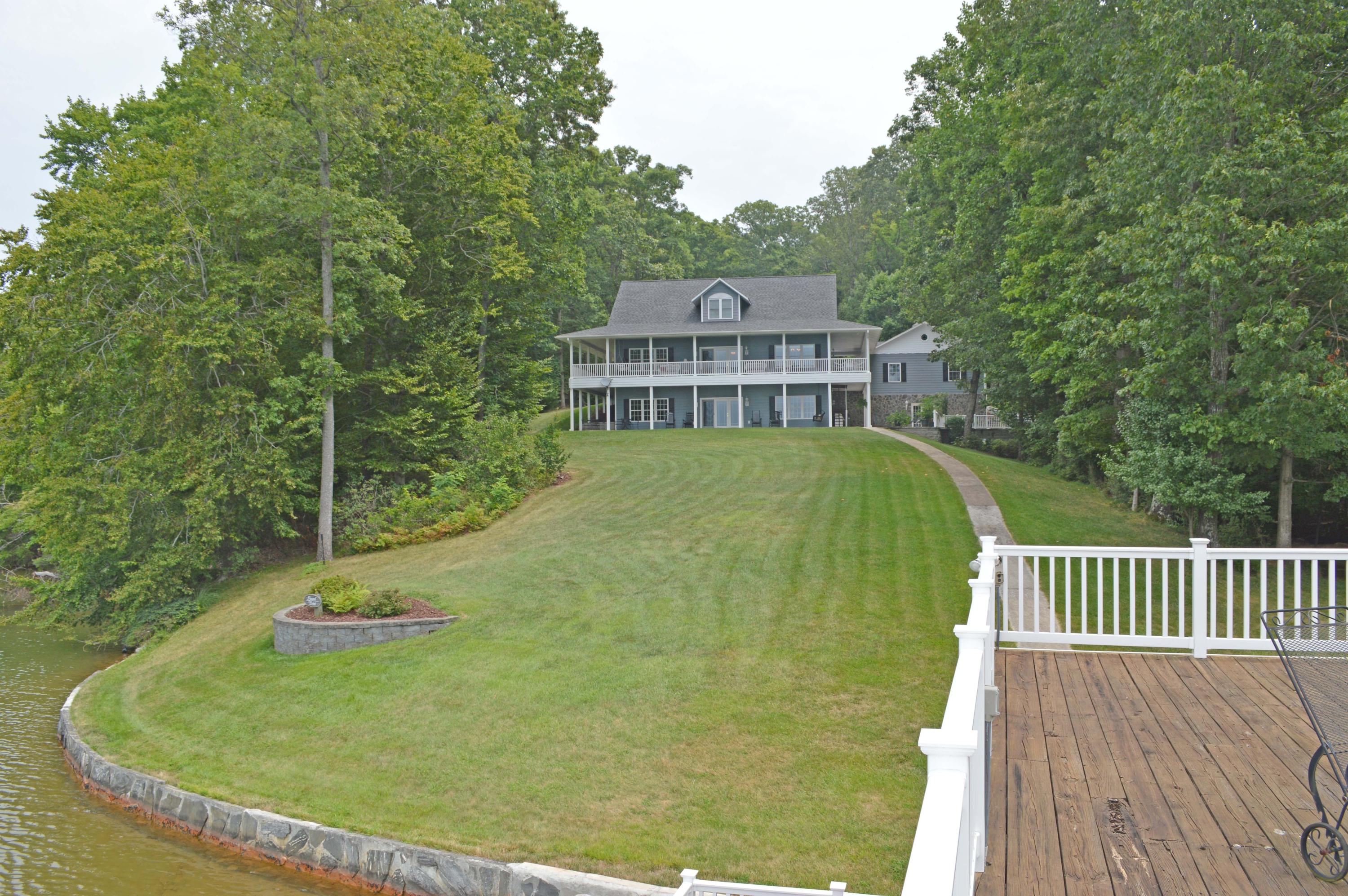 2955 Trading Post Road Huddleston, VA 24104 - Photo 1 of 54 DSC_0548