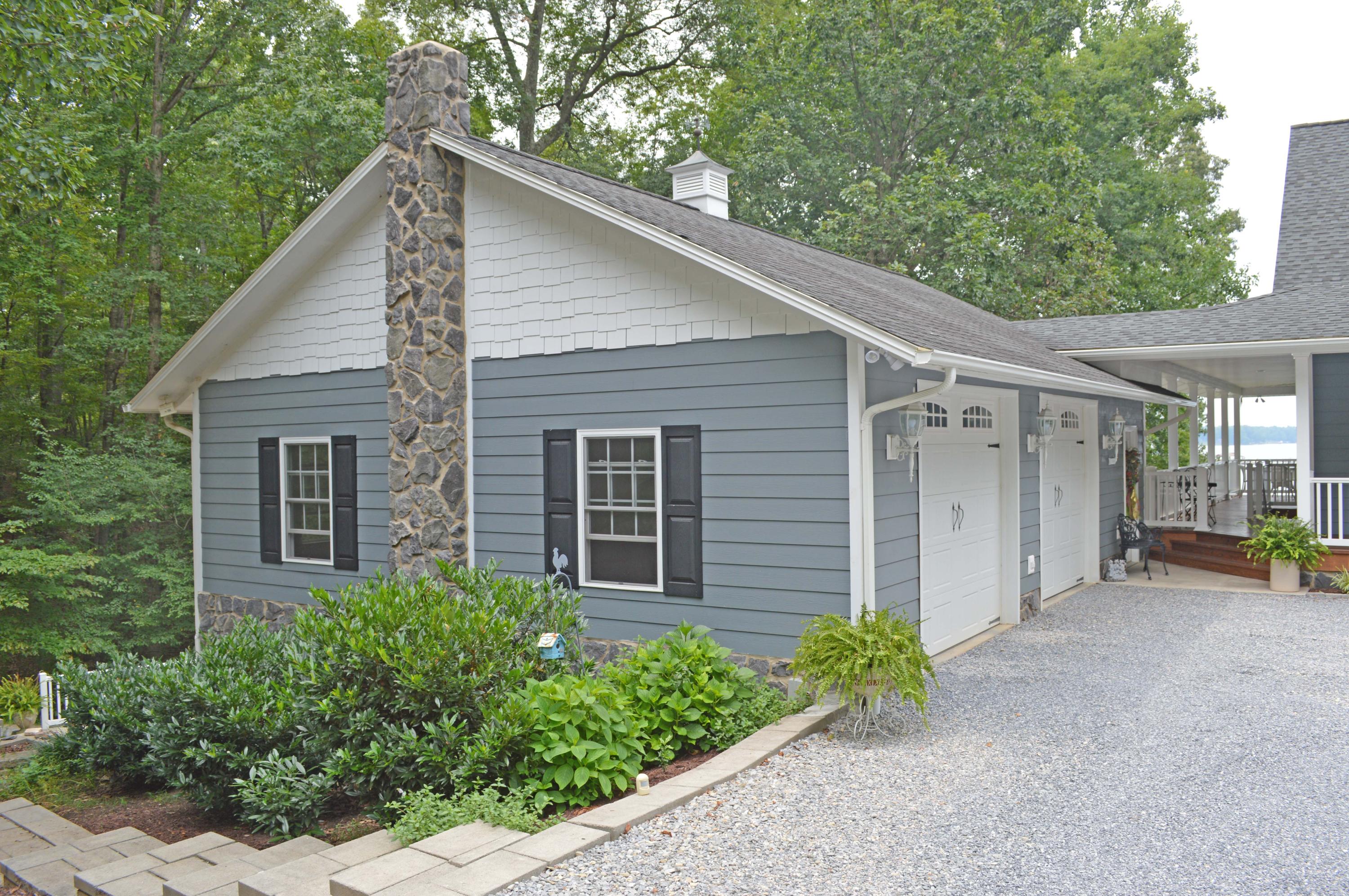 2955 Trading Post Road Huddleston, VA 24104 - Photo 6 of 54 DSC_0529