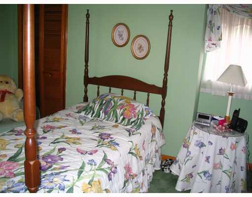 3949 Brighton Road Brighton Heights, PA 15212 - Photo 7 of 8 2nd Floor Plan. Bright bedroom with double closet