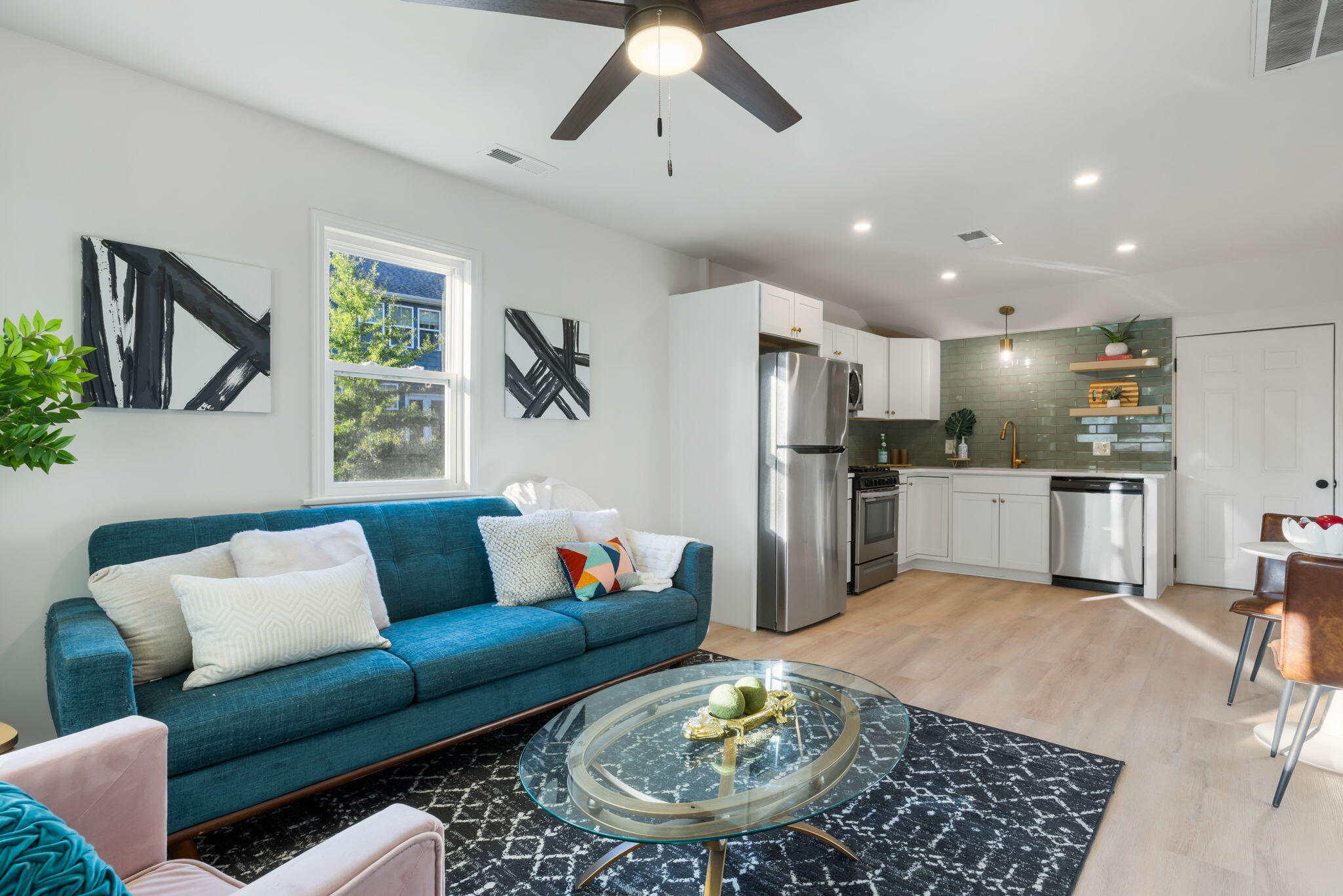 4230 South Rhett Avenue North Charleston, SC 29405 - Photo 5 of 18 3-web-or-mls-4230 S Rhett Ave- Coastal R