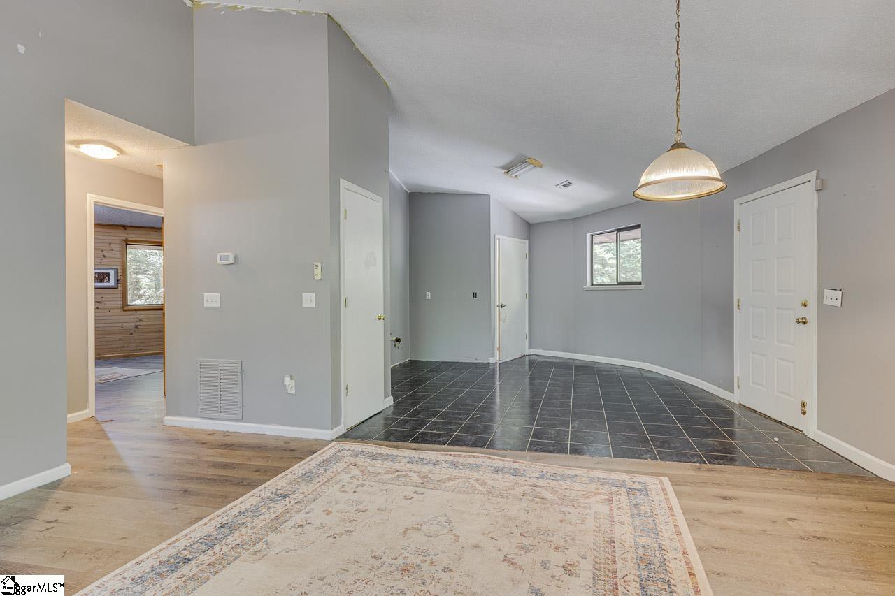 145 Hidden Valley Road Marietta, SC 29661 - Photo 18 of 37