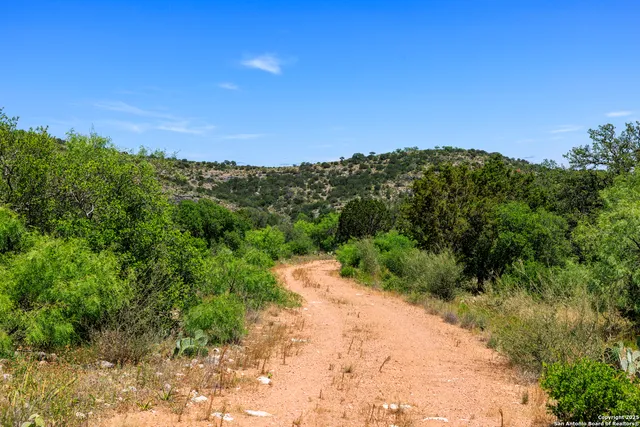 $6,150,000 | 256 Persimmon Point, Mason, TX 76856