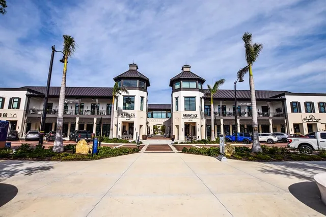 $245,000 | 437 Wexford Circle, Unit 79, Venice, FL 34293