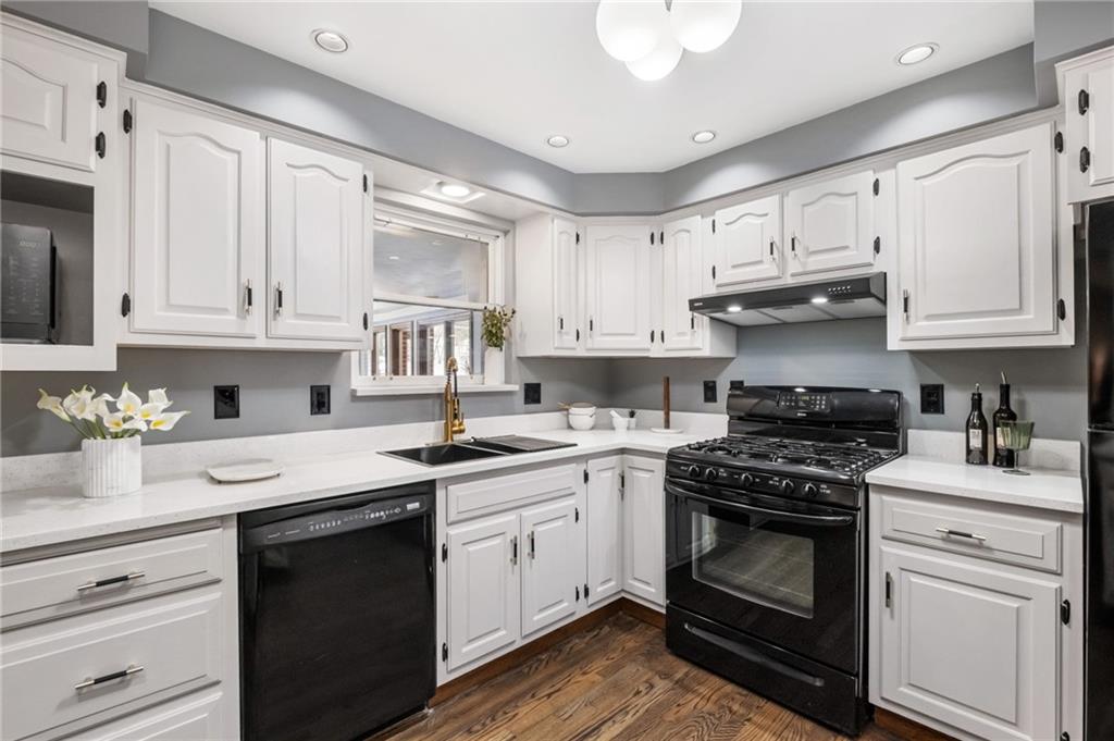 230 McJunkin Road Pittsburgh, PA 15239 - Photo 15 of 38