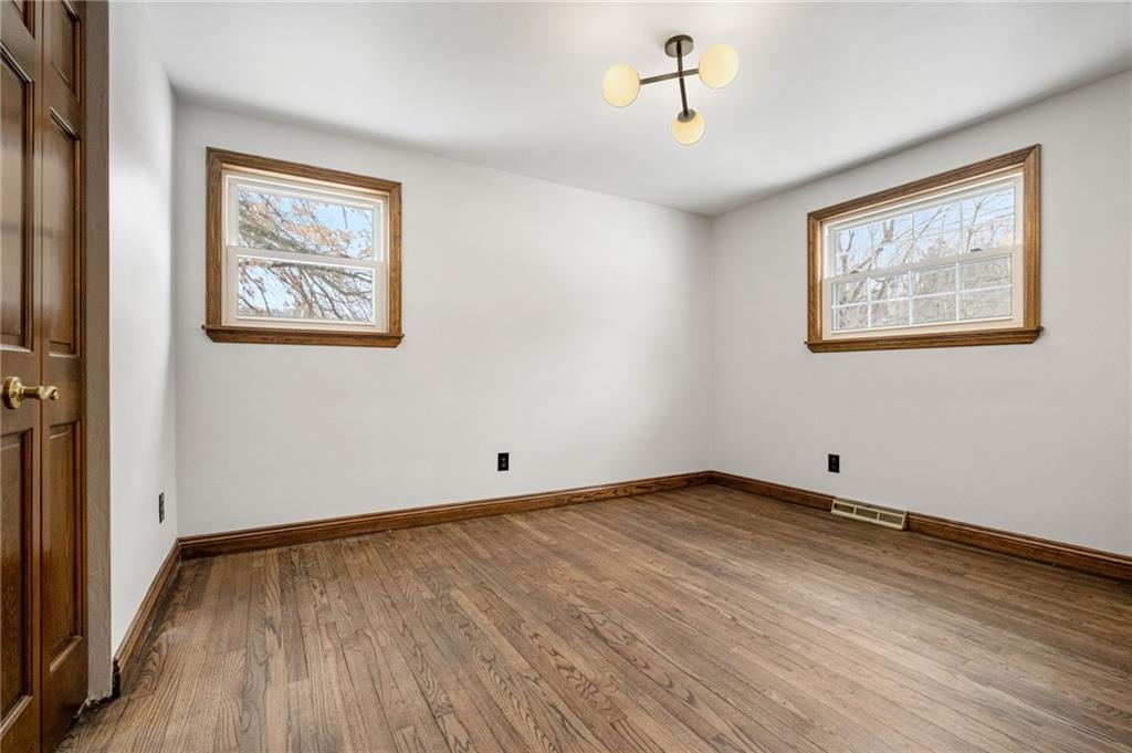 230 McJunkin Road Pittsburgh, PA 15239 - Photo 25 of 38