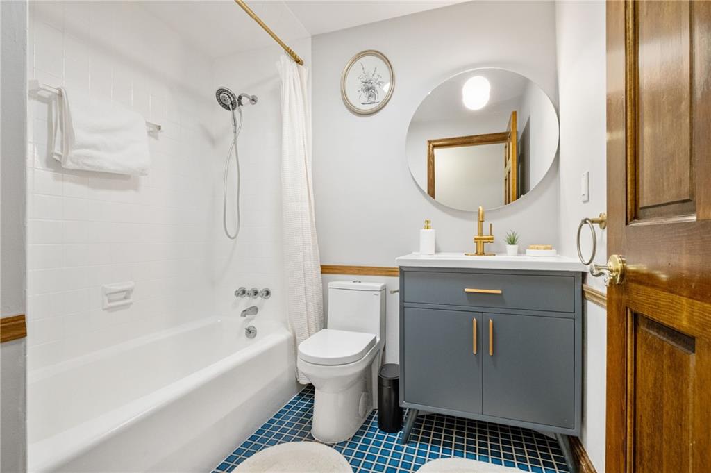 230 McJunkin Road Pittsburgh, PA 15239 - Photo 26 of 38