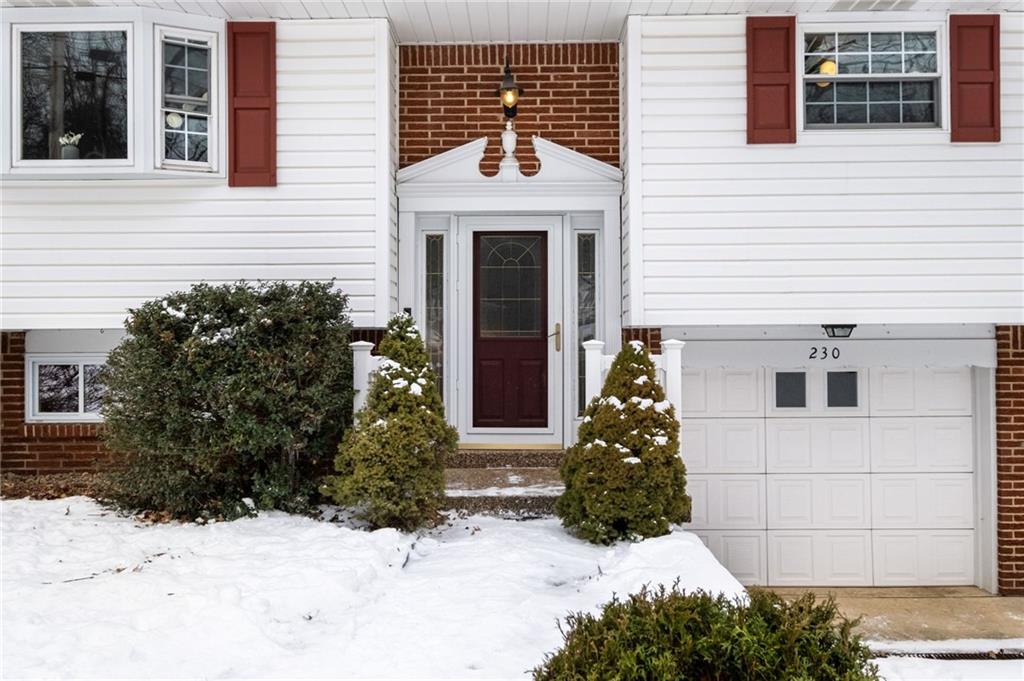 230 McJunkin Road Pittsburgh, PA 15239 - Photo 3 of 38