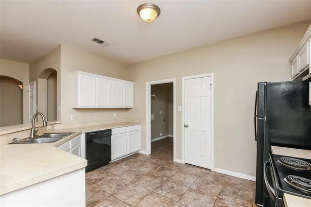 $1,840 | 228 Kennedy Court, Crowley, TX 76036