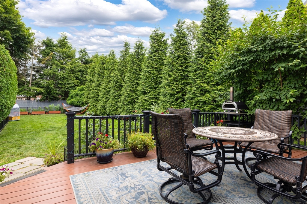 1865 Beacon Street Newton, MA 02468 - Photo 15 of 19