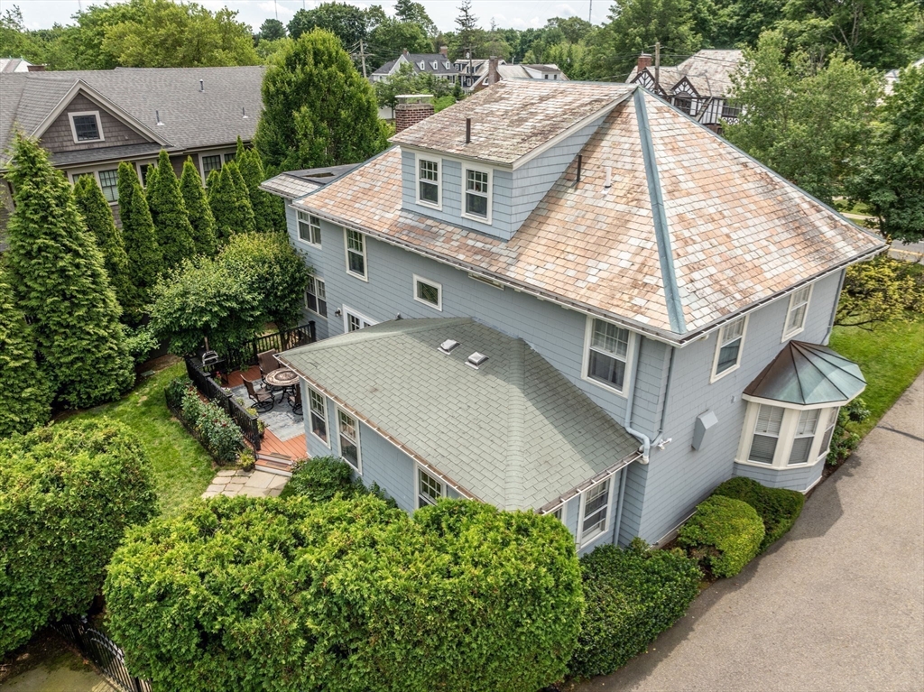 1865 Beacon Street Newton, MA 02468 - Photo 18 of 19