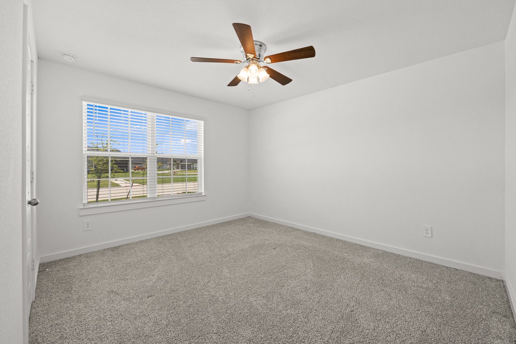 8611 Swenson Lane Rosharon, TX 77583 - Photo 5 of 41 Gallery Image 5