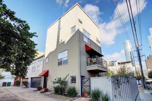 $399,000 | 816 Ruthven Street, Houston, TX 77019