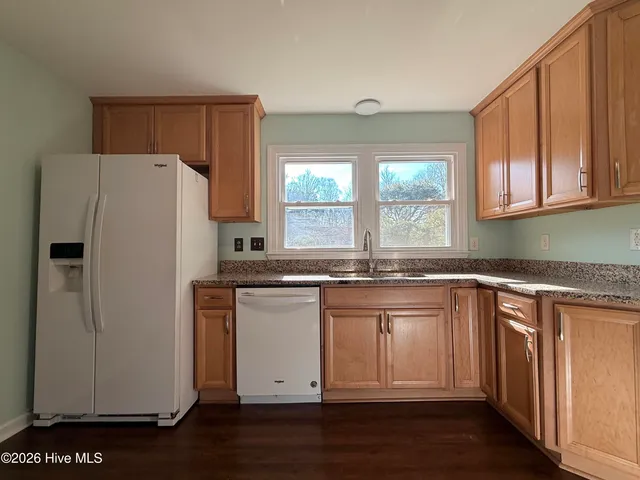 $237,000 | 18 White Oak Street, Jacksonville, NC 28540