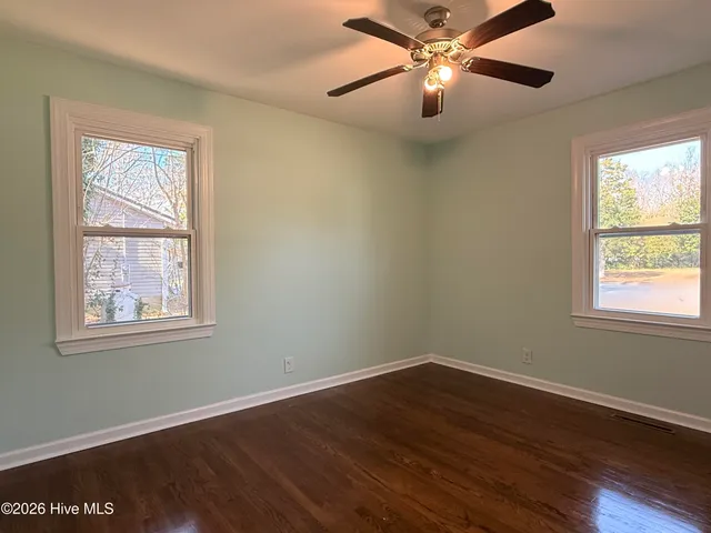 $237,000 | 18 White Oak Street, Jacksonville, NC 28540