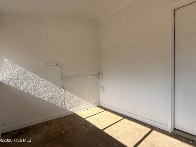 $237,000 | 18 White Oak Street, Jacksonville, NC 28540