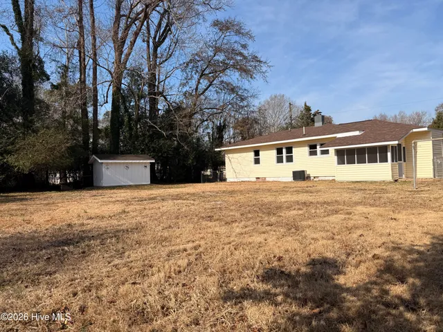 $237,000 | 18 White Oak Street, Jacksonville, NC 28540