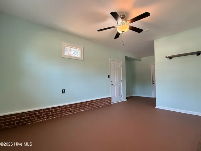 $237,000 | 18 White Oak Street, Jacksonville, NC 28540