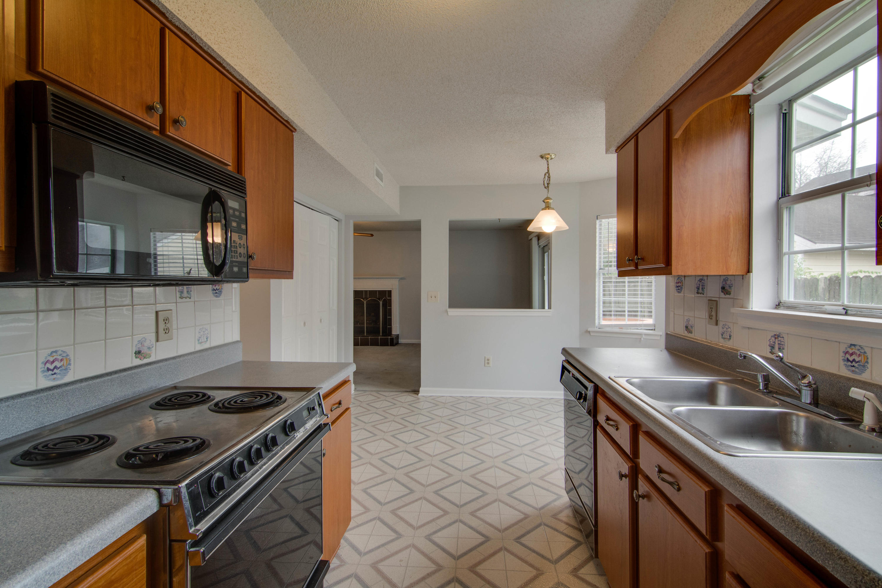 534 Laurel Ridge Road Charleston, SC 29418 - Photo 11 of 26 534 Laurel Ridge Rd. 29418