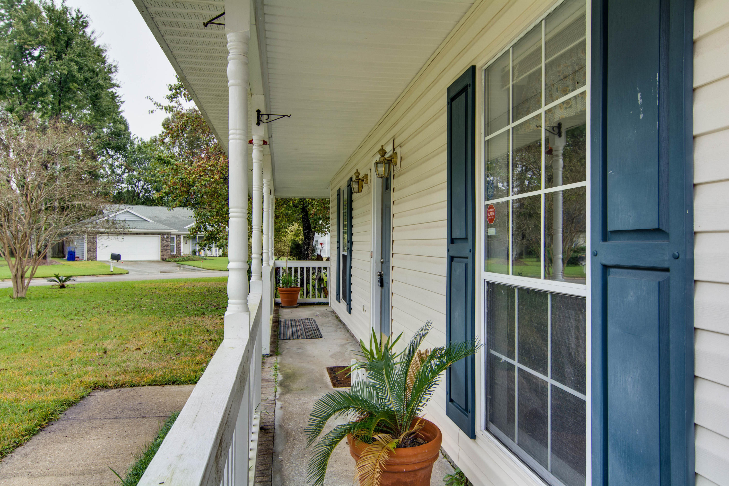 534 Laurel Ridge Road Charleston, SC 29418 - Photo 4 of 26 534 Laurel Ridge Rd. 29418