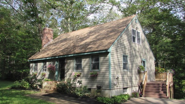 309 Dodge Road Rowley, MA 01969 - Photo 1 of 26 Gallery Image 1