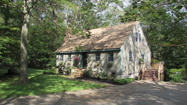 309 Dodge Road Rowley, MA 01969 - Photo 2 of 26 Gallery Image 2