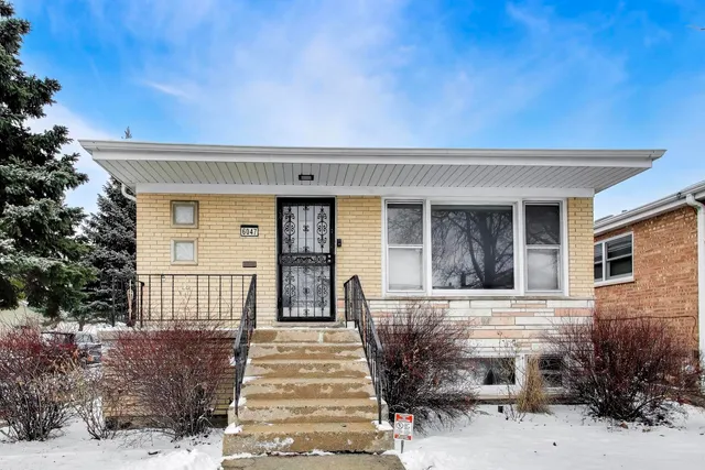 $525,000 | 6047 North Newburg Avenue, Chicago, IL 60631