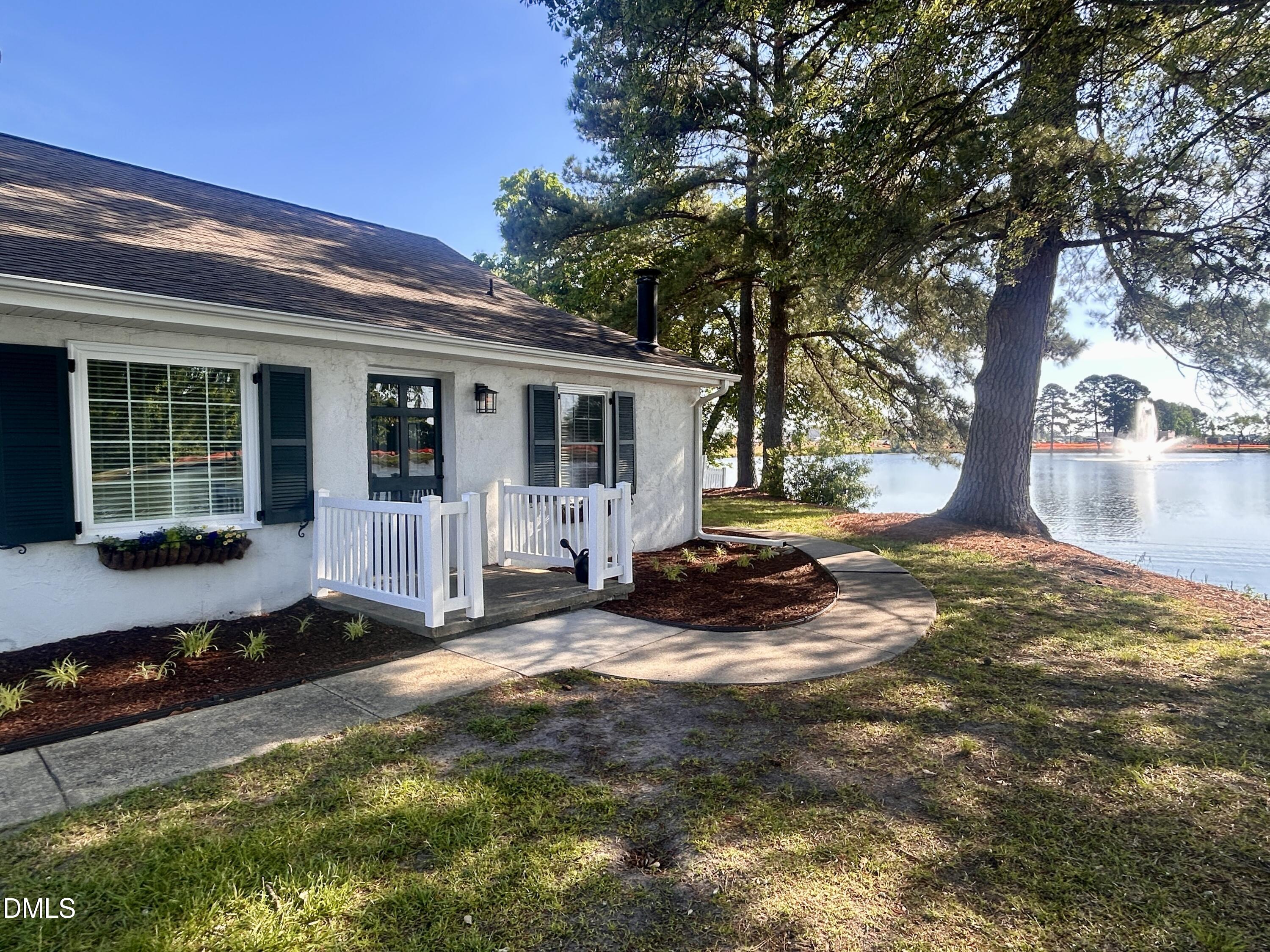 11154 Buffalo Road Clayton, NC 27527 - Photo 2 of 15 IMG_3845