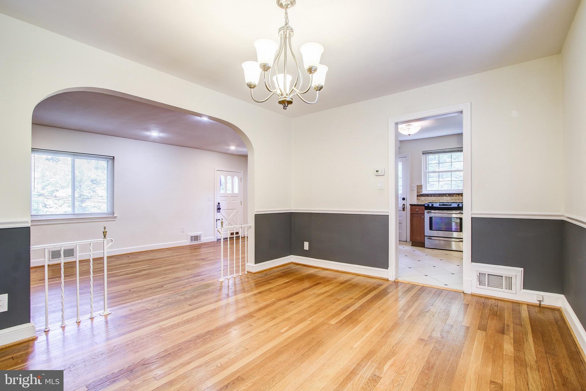 2424 Seminary Road Silver Spring, MD 20910 - Photo 14 of 52