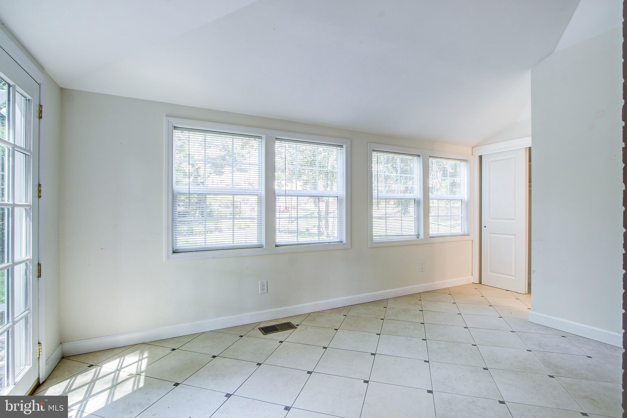 2424 Seminary Road Silver Spring, MD 20910 - Photo 16 of 52