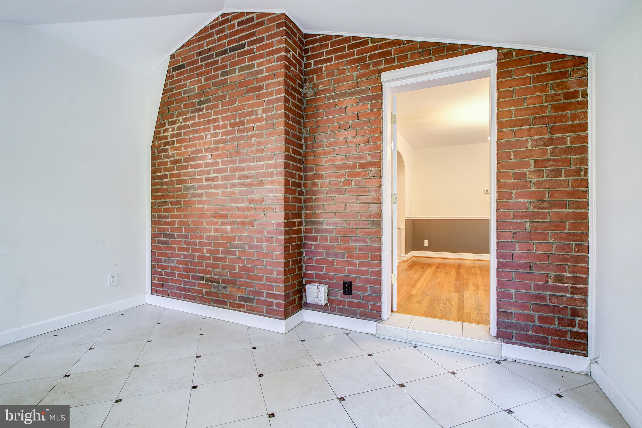 2424 Seminary Road Silver Spring, MD 20910 - Photo 18 of 52