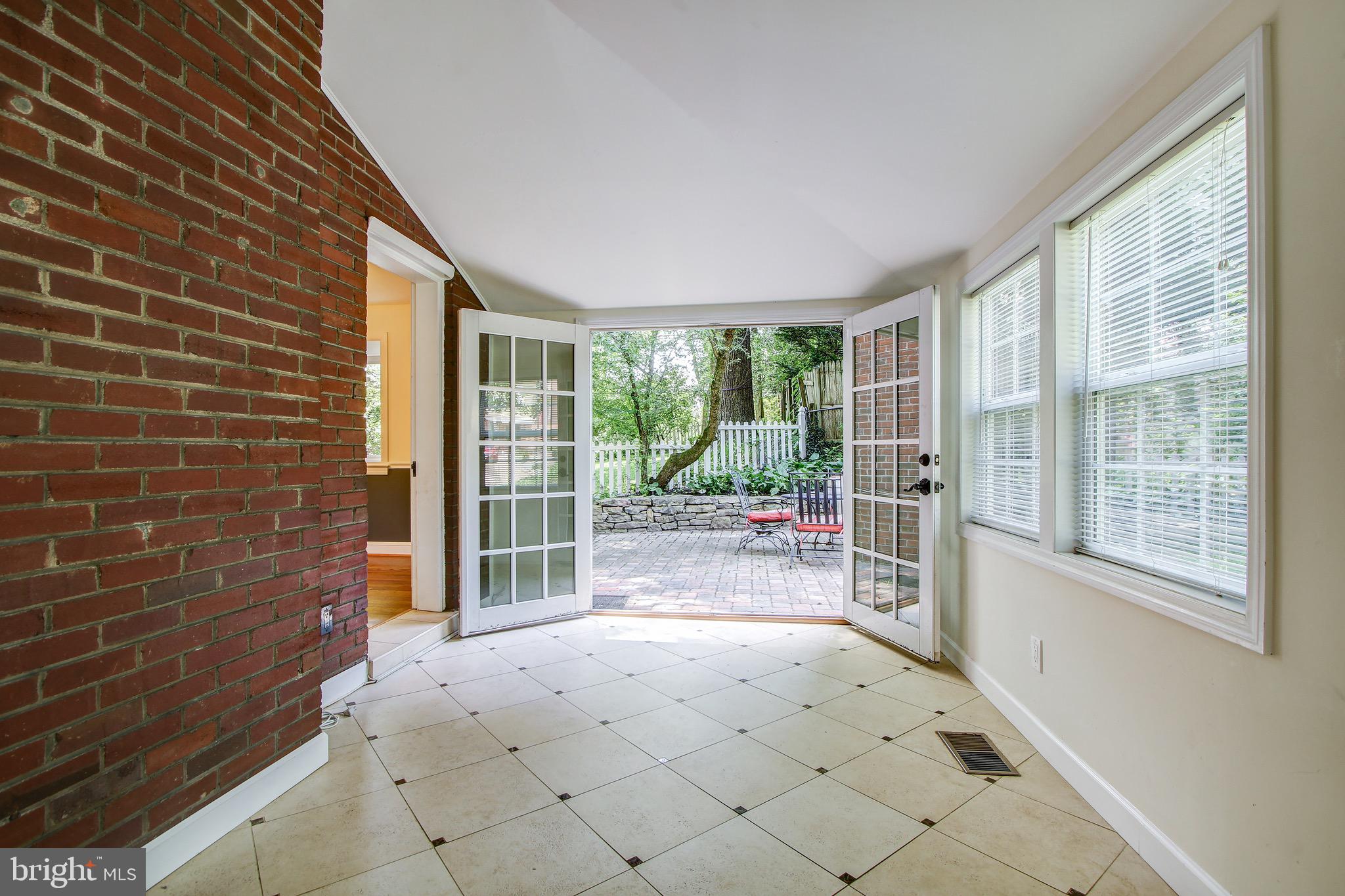 2424 Seminary Road Silver Spring, MD 20910 - Photo 20 of 52