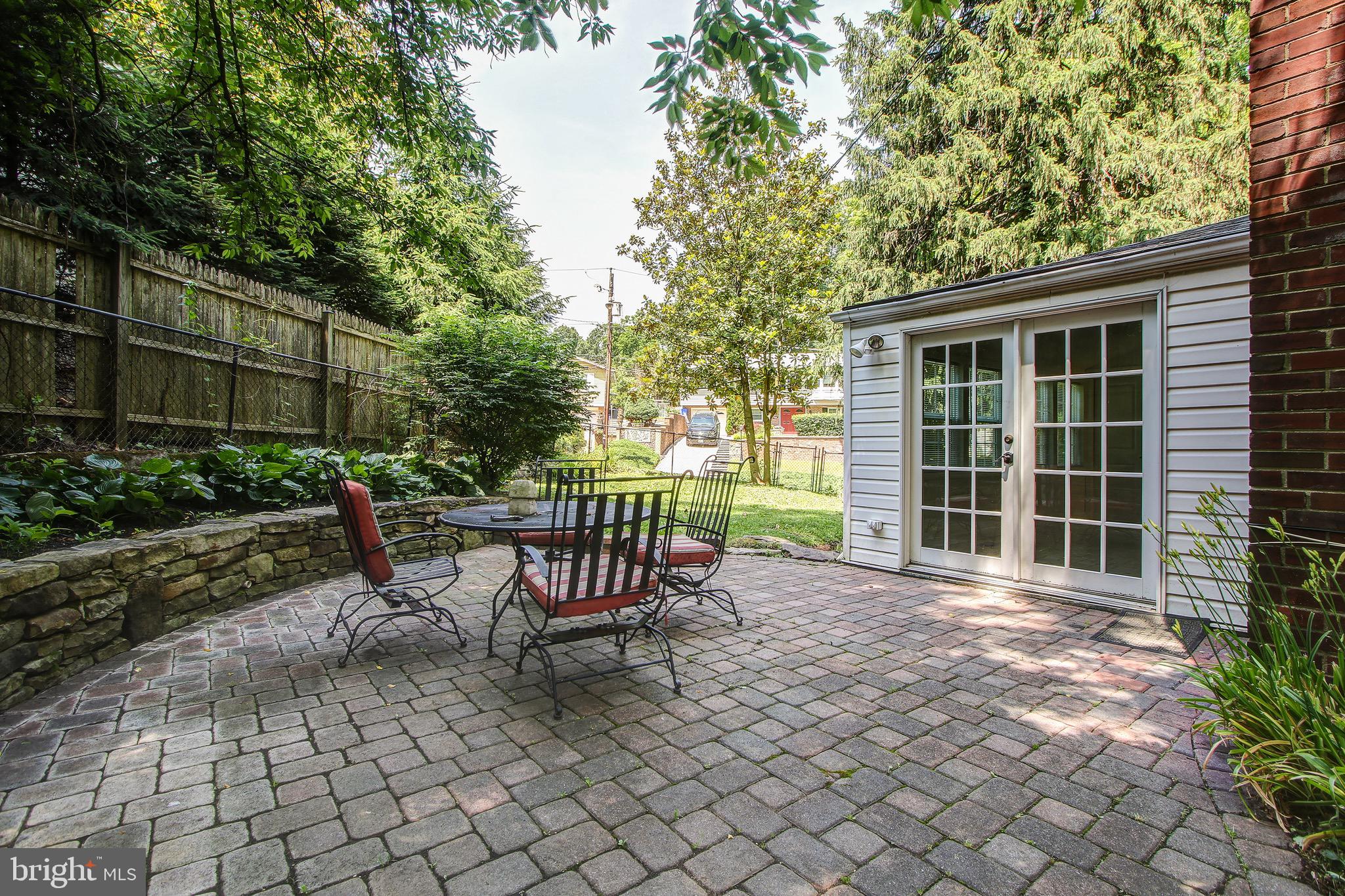 2424 Seminary Road Silver Spring, MD 20910 - Photo 22 of 52
