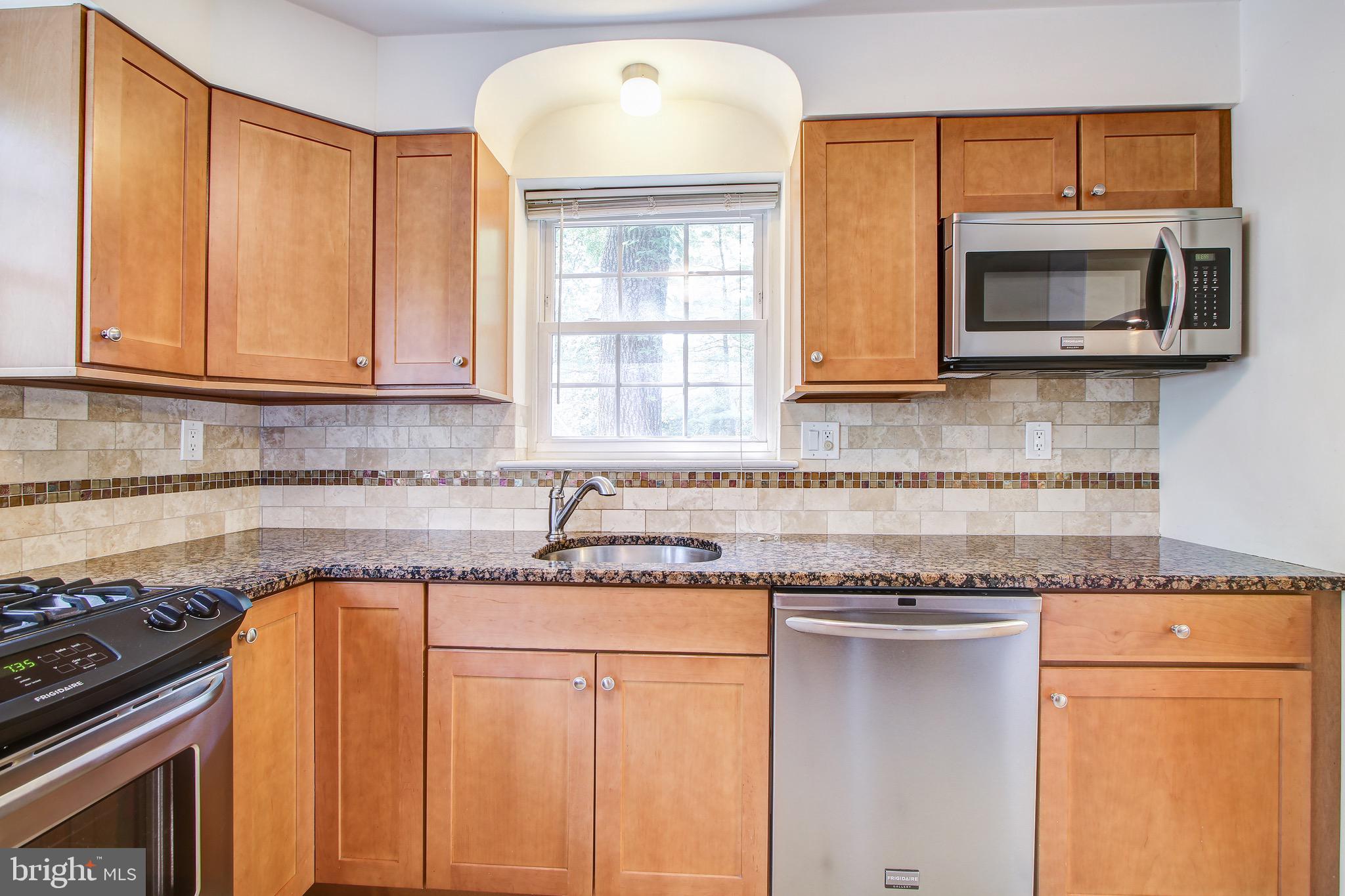 2424 Seminary Road Silver Spring, MD 20910 - Photo 27 of 52
