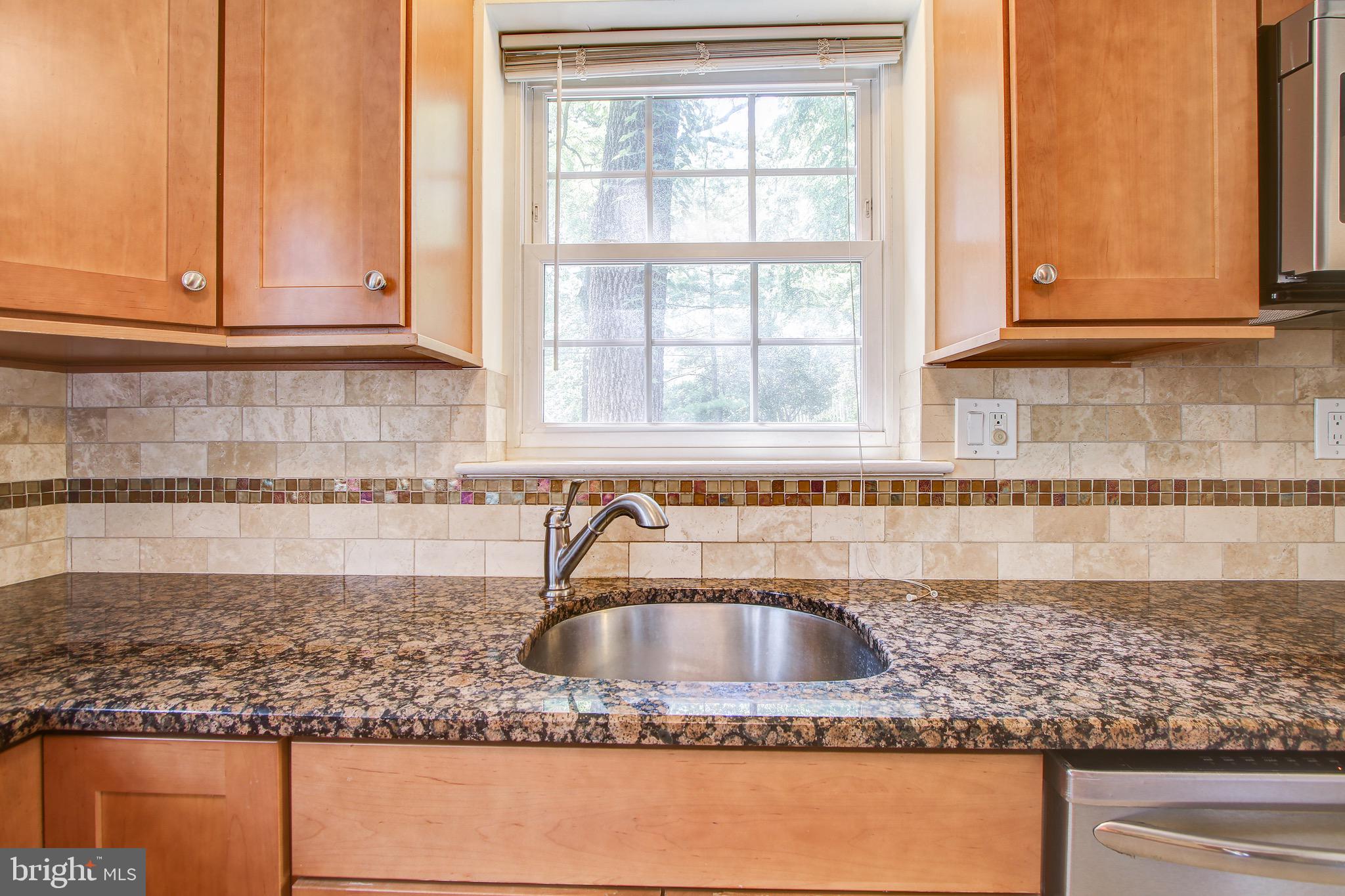 2424 Seminary Road Silver Spring, MD 20910 - Photo 28 of 52
