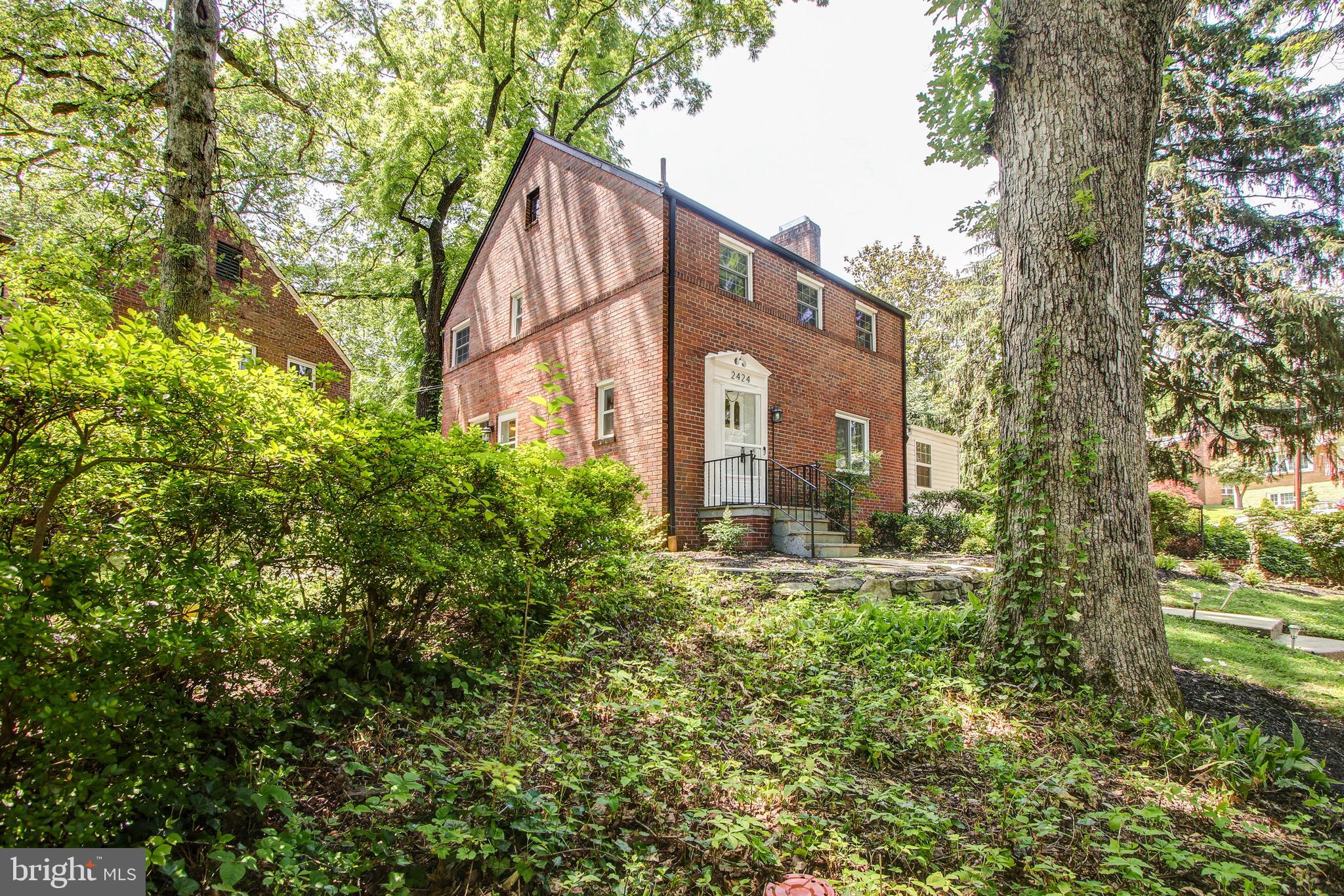 2424 Seminary Road Silver Spring, MD 20910 - Photo 4 of 52