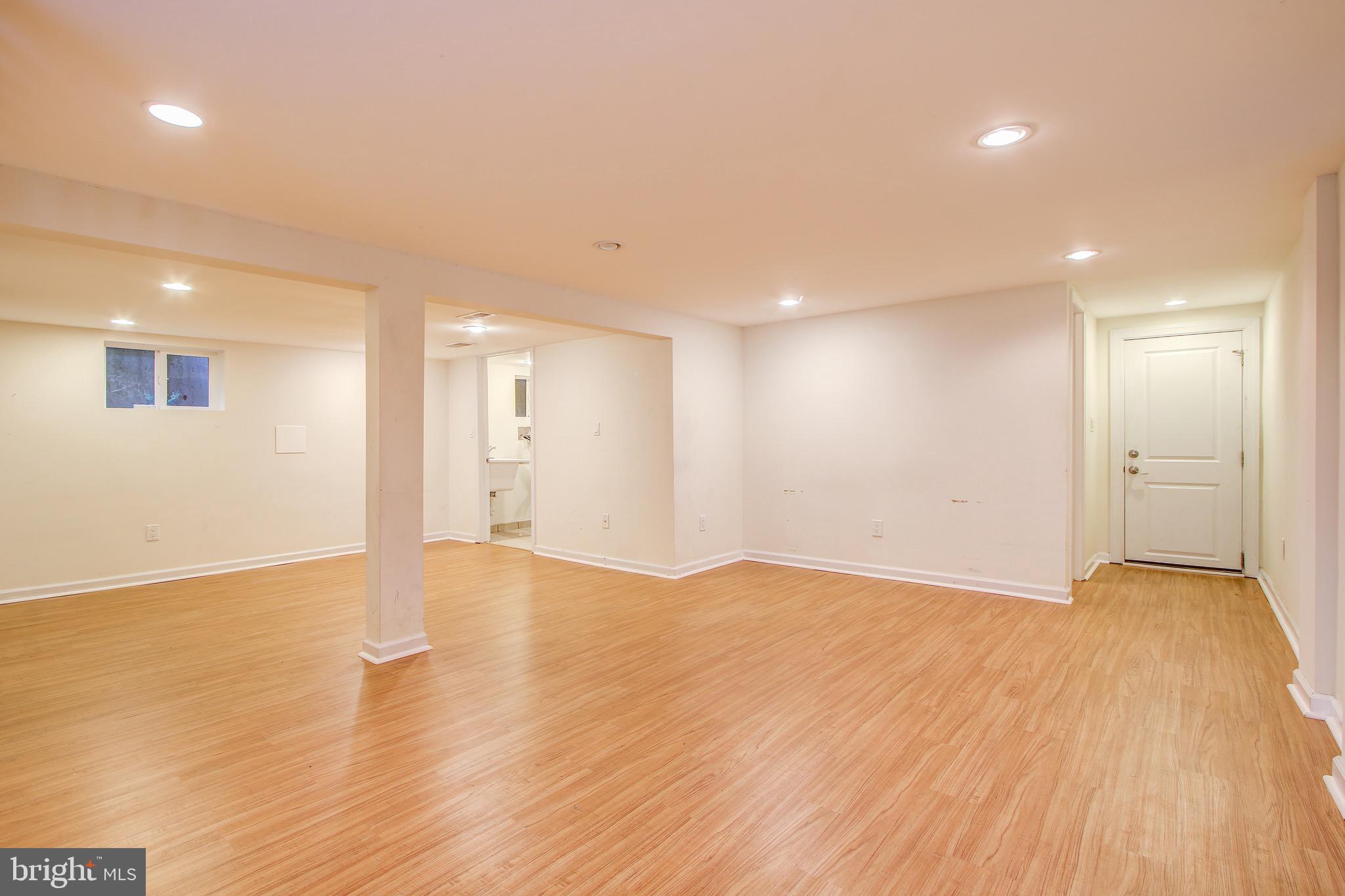 2424 Seminary Road Silver Spring, MD 20910 - Photo 43 of 52