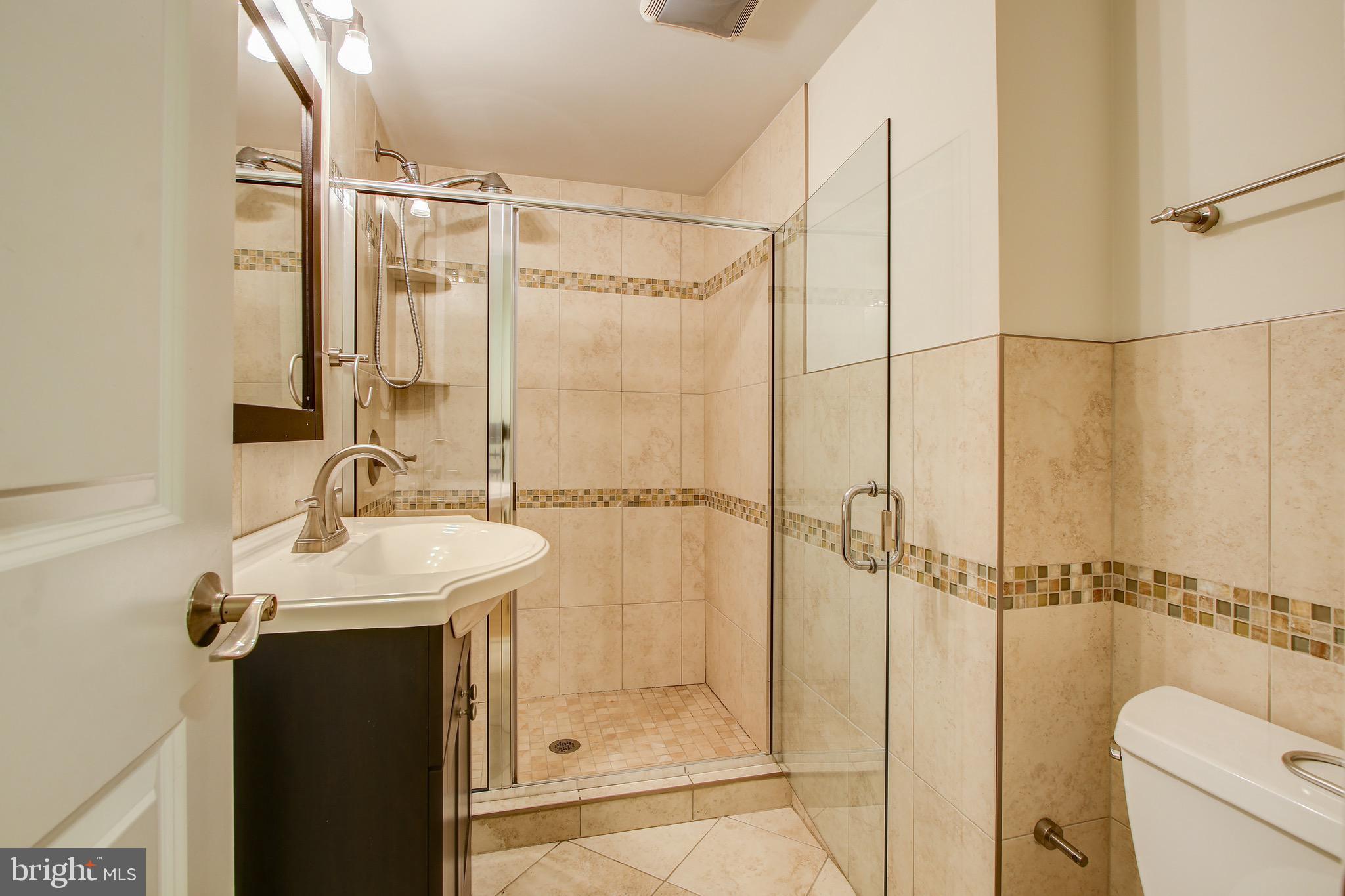 2424 Seminary Road Silver Spring, MD 20910 - Photo 44 of 52