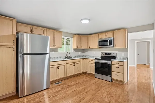 $280,000 | 213 Fallen Timber Road, Avella, PA 15312