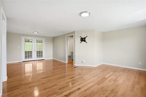 $280,000 | 213 Fallen Timber Road, Avella, PA 15312