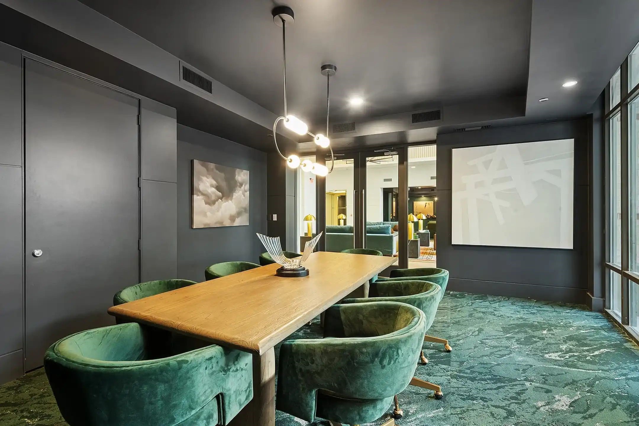 2724 Kipling Street, Unit 436 Houston, TX 77098 - Photo 2 of 29 Welcome to The Anderson at River Oaks—where refined living meets effortless comfort. Nestled in one of Houston’s most prestigious neighborhoods, these luxury residences offer sophisticated design, upscale finishes, and an elevated lifestyle.