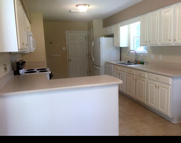 189 Robbins Boulevard Daphne, AL 36526 - Photo 4 of 17