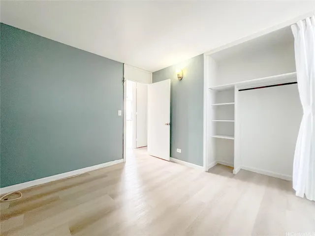 $2,500 | 1702 Kewalo Street, Unit 705, Honolulu, HI 96822