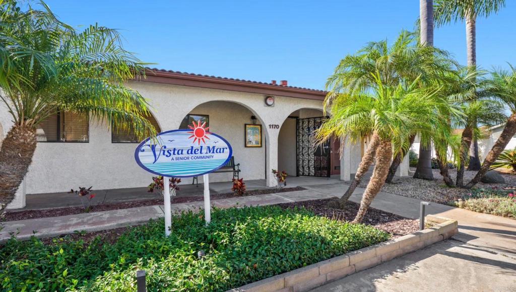 647 Via Costa Rica Vista, CA 92081 - Photo 25 of 52