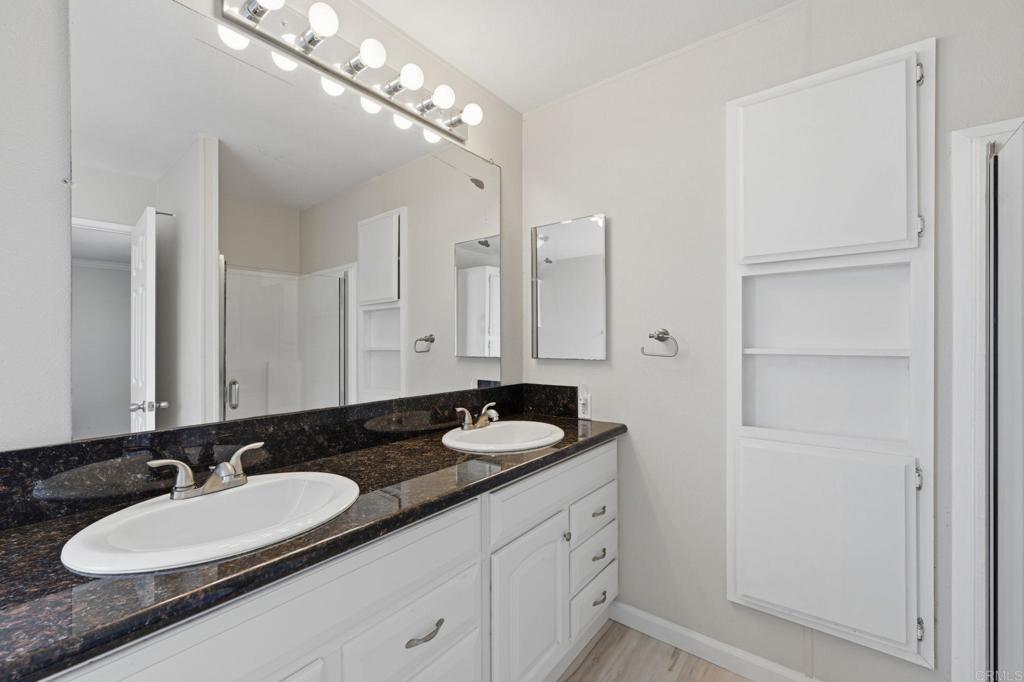 647 Via Costa Rica Vista, CA 92081 - Photo 44 of 52