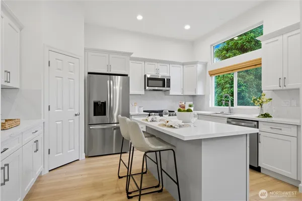 $1,038,000 | 8833 Northeast 178th Street, Bothell, WA 98011