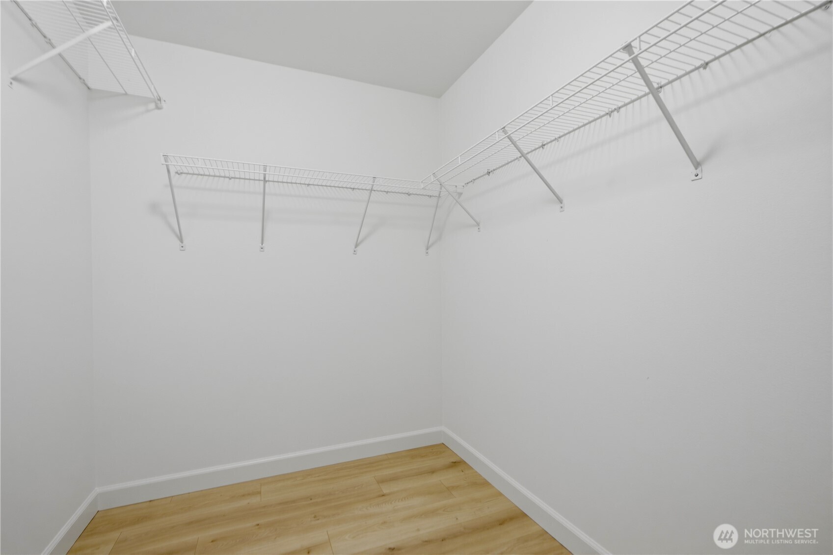 8833 Northeast 178th Street Bothell, WA 98011 - Photo 29 of 33