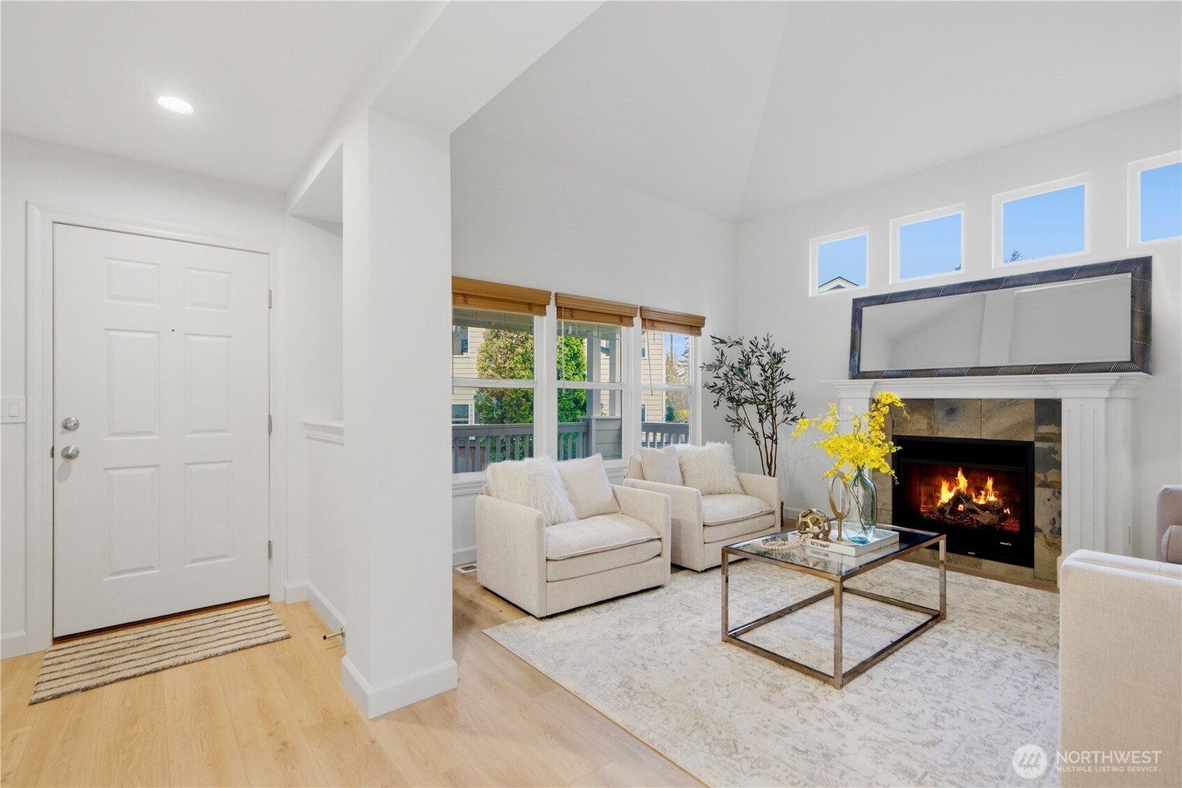 8833 Northeast 178th Street Bothell, WA 98011 - Photo 4 of 33