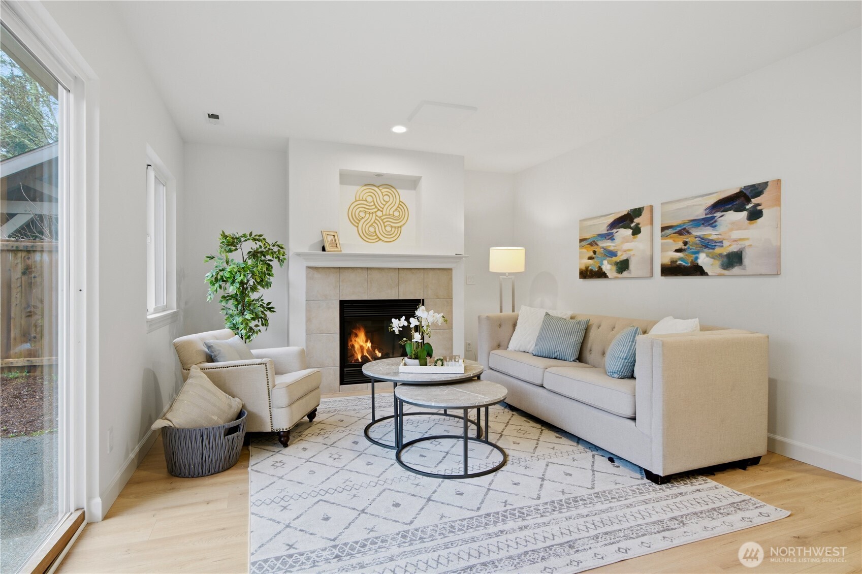 8833 Northeast 178th Street Bothell, WA 98011 - Photo 7 of 33